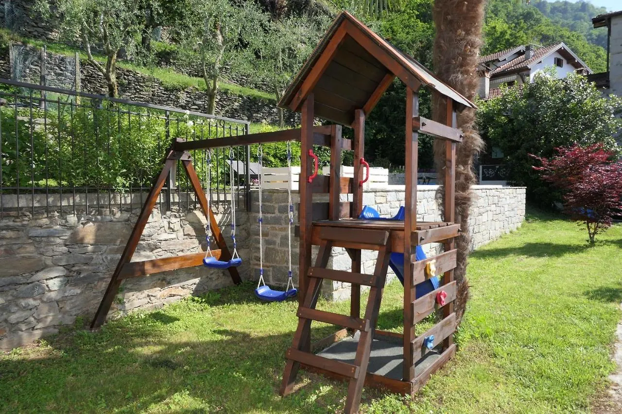 Casa Artis Διαμέρισμα Gravedona